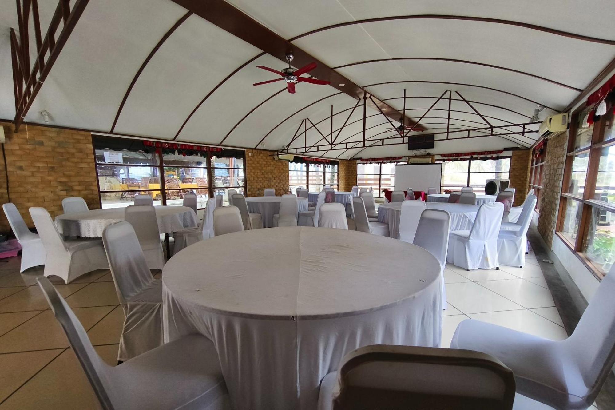 Alsafina Kijal Beach Resort & Restaurant מראה חיצוני תמונה