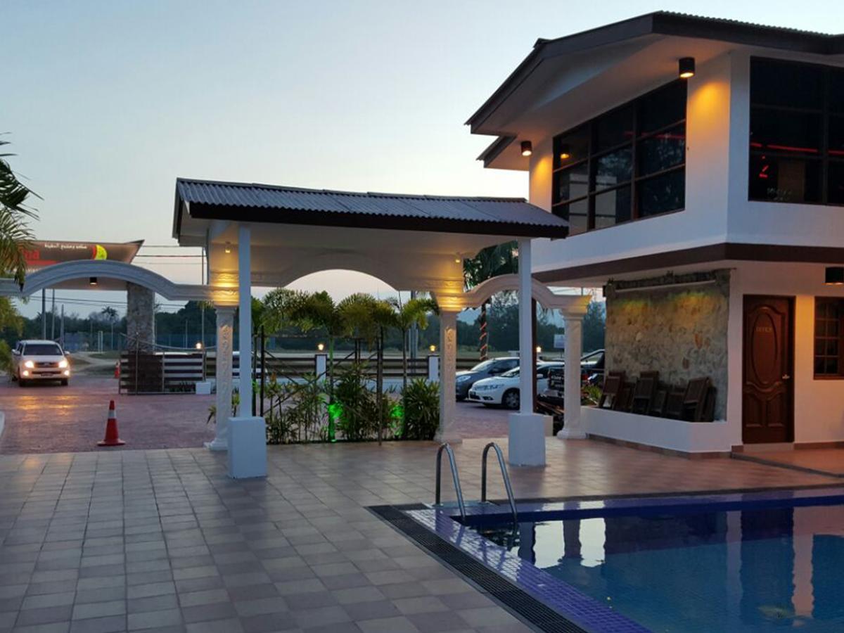 Alsafina Kijal Beach Resort & Restaurant מראה חיצוני תמונה