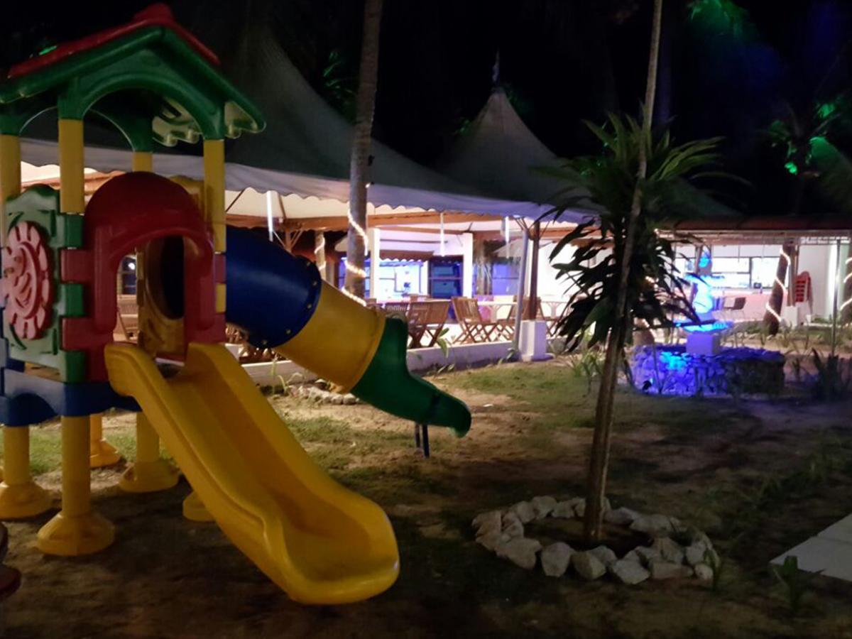 Alsafina Kijal Beach Resort & Restaurant מראה חיצוני תמונה